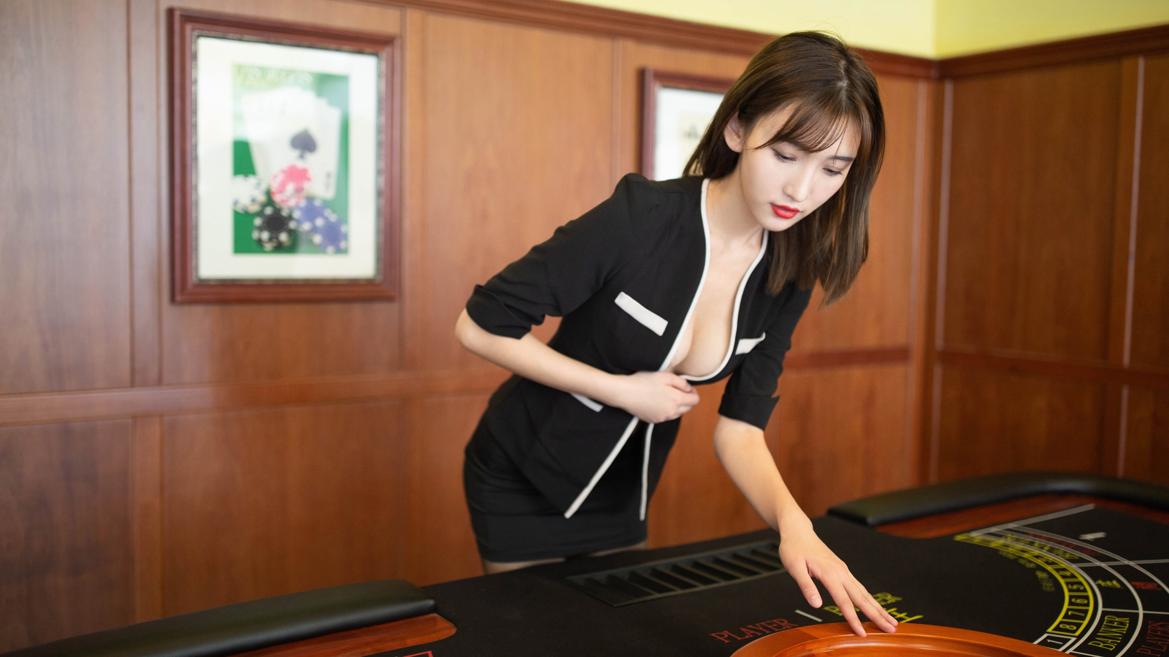 绿茵轻羽奏凯歌,从德国战车到思维领衔