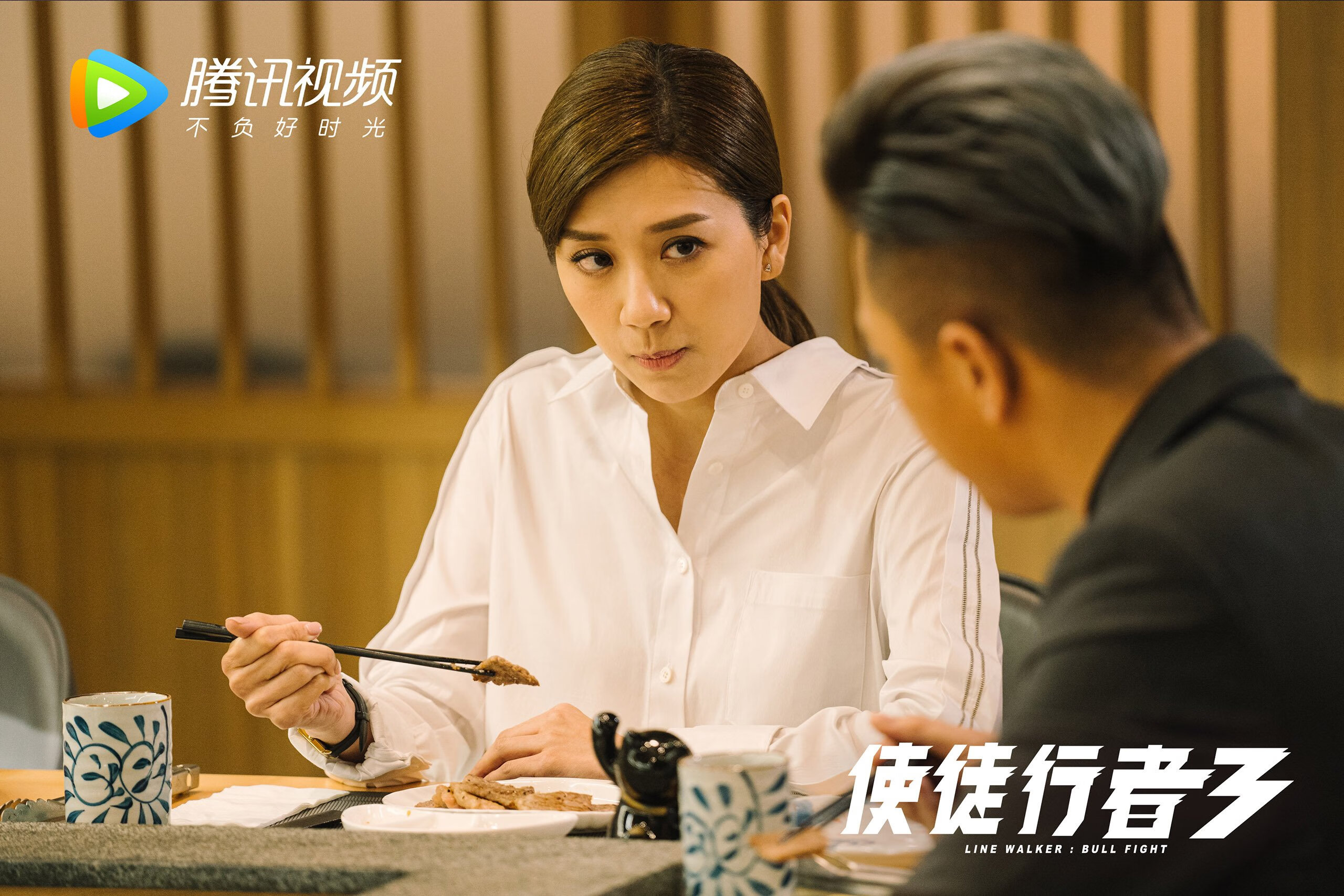 东瀛铁血与东方烈焰,当绿茵鏖战遇上羽球华彩