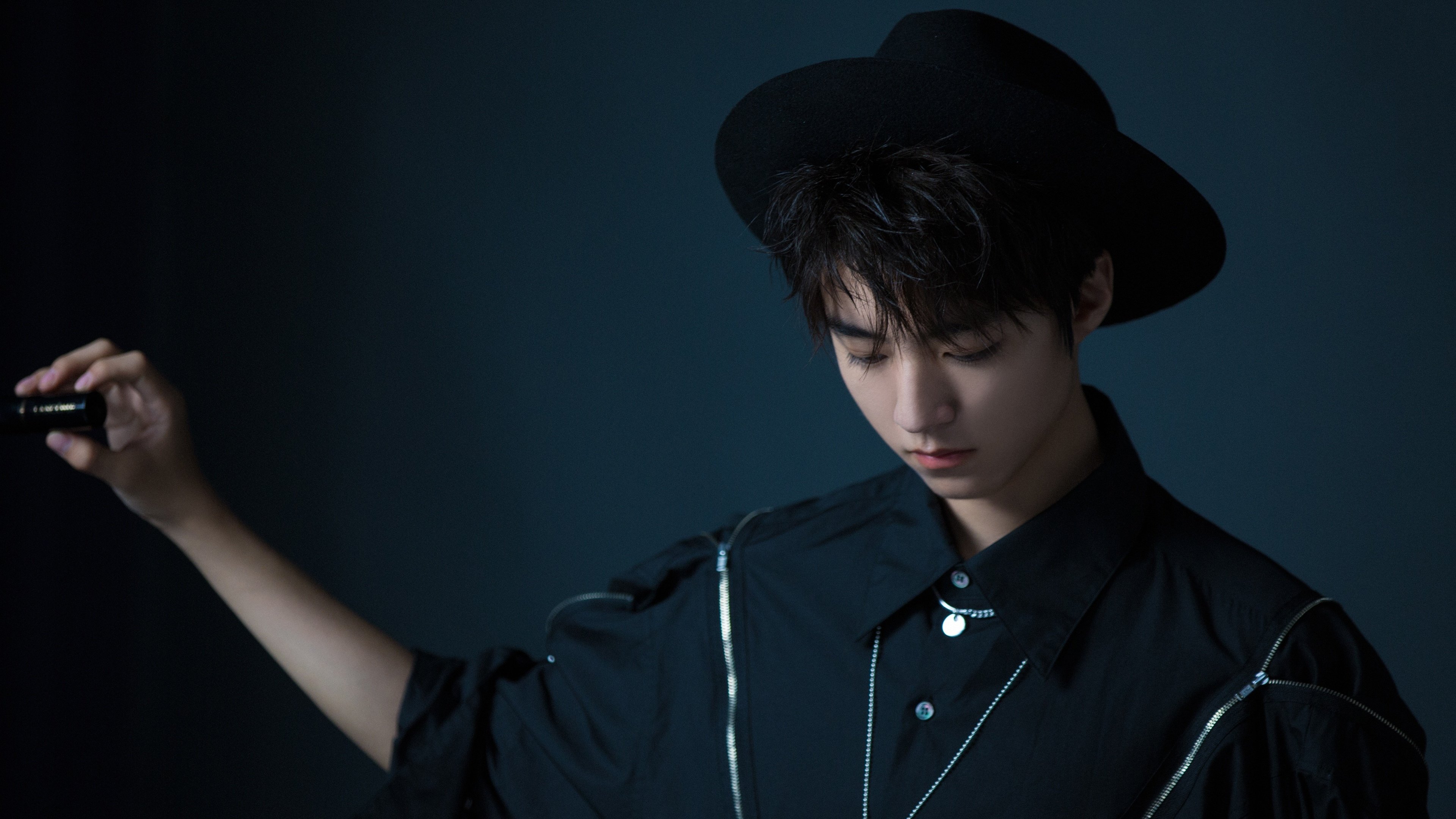 铁血封喉！范戴克决胜局一锤定音，英格兰绝境中撕裂哥伦比亚