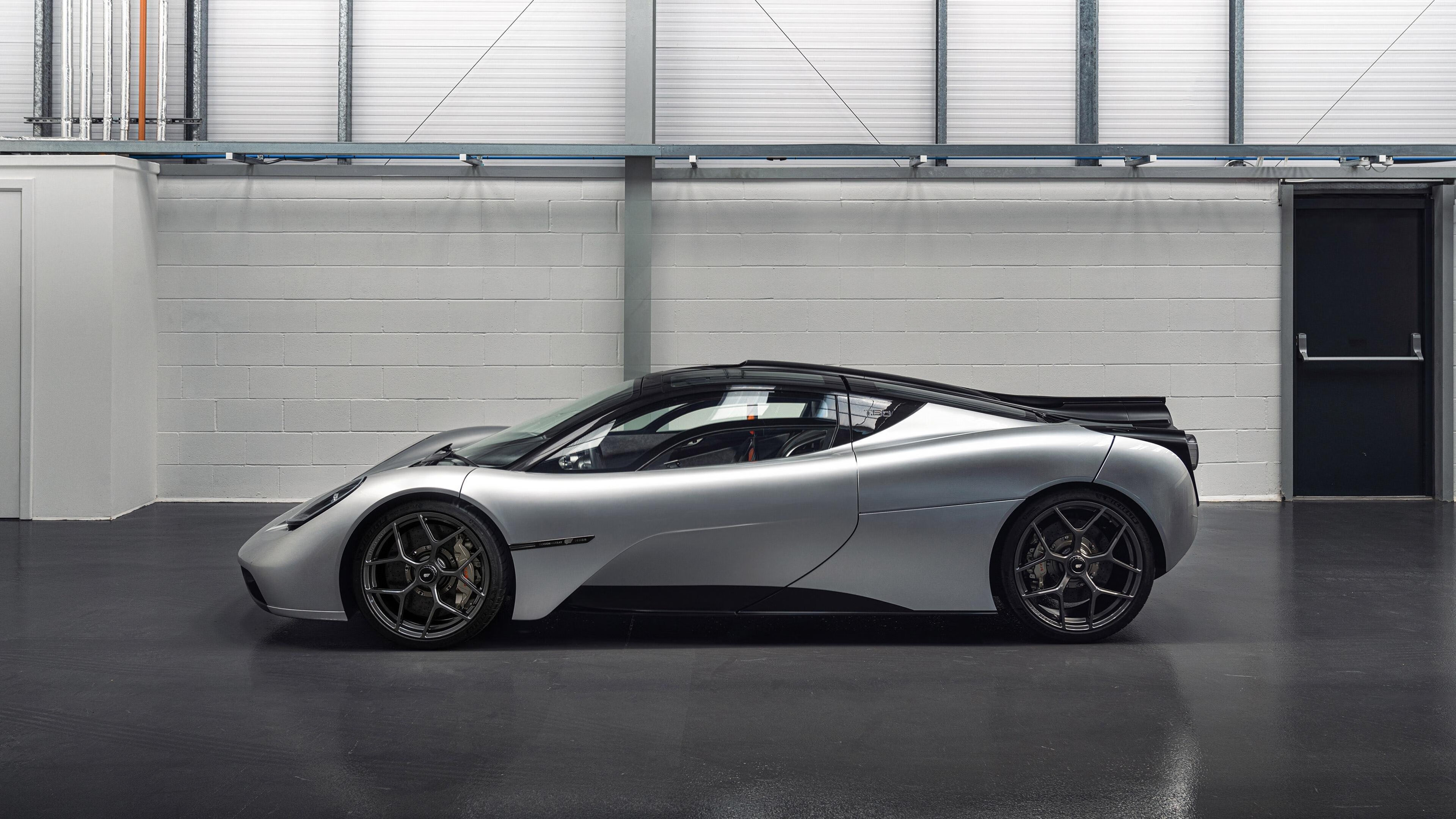 绿茵沙海，2026世界杯上秘鲁与摩洛哥的足球哲学对决