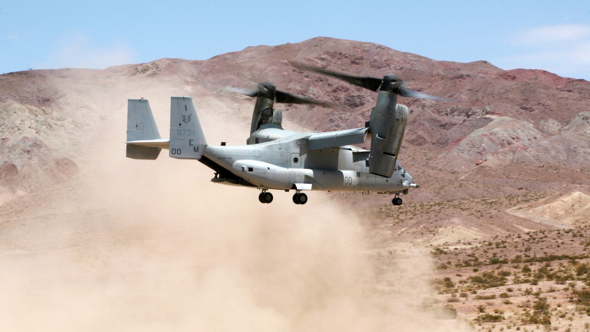 隔空对话，当欧冠半决赛的焦点战，遇上美国横扫波兰的平行宇宙